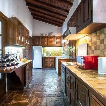 Amazing Surrounded By Forest, Sea View Villa *